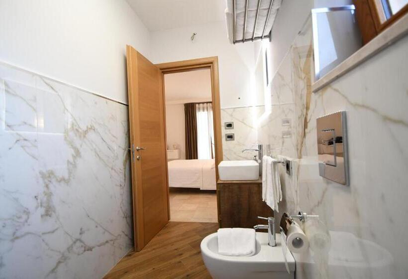 Номер Стандарт с Балконом, Il Filo Di Arianna Mola Bed And Breakfast