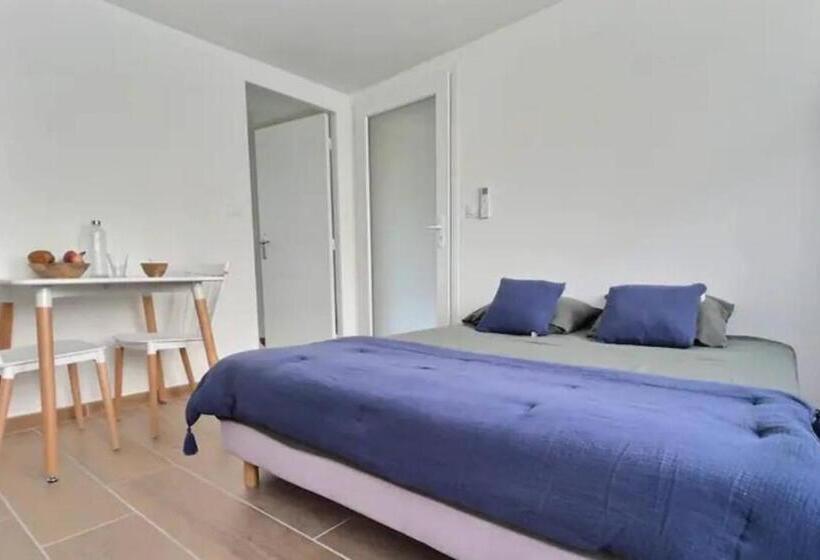 Студия Стандарт, Le Relais De Crussol