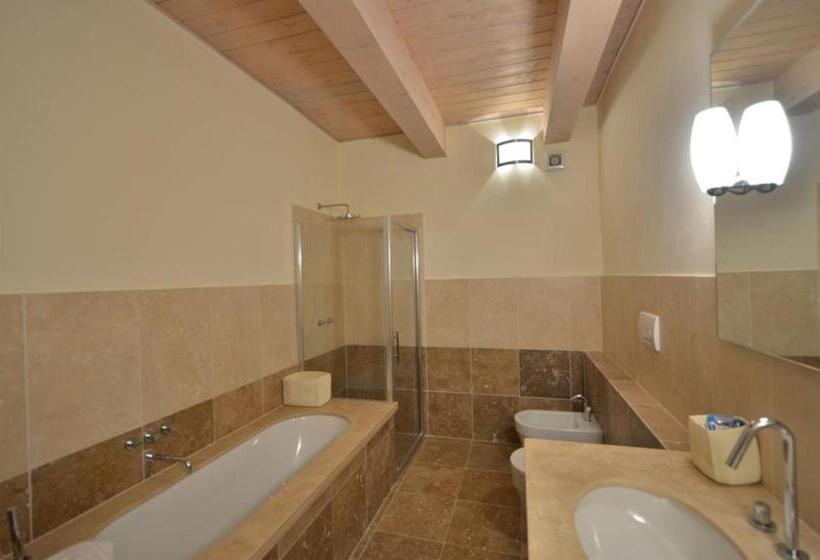 וילה בת 3 חדרי שינה, Luxury Resort With Swimming Pool In The Tuscan Countryside, Villas On The Ground Floor With Private