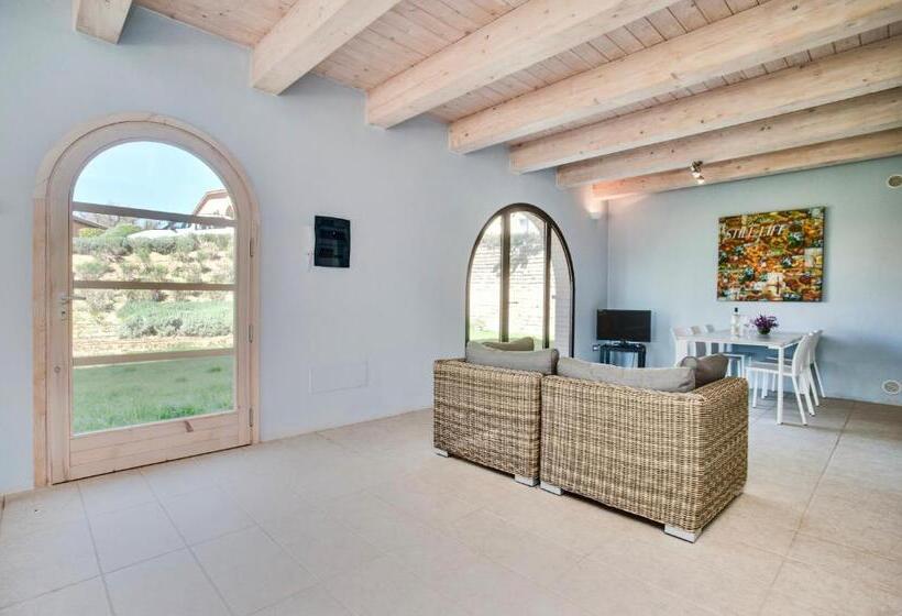 וילה בת 2 חדרי שינה, Luxury Resort With Swimming Pool In The Tuscan Countryside, Villas On The Ground Floor With Private