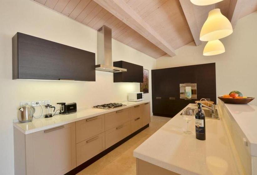 וילה בת 3 חדרי שינה, Luxury Resort With Swimming Pool In The Tuscan Countryside, Villas On The Ground Floor With Private