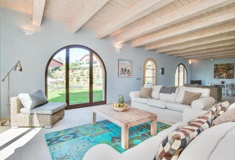 וילה בת 2 חדרי שינה, Luxury Resort With Swimming Pool In The Tuscan Countryside, Villas On The Ground Floor With Private