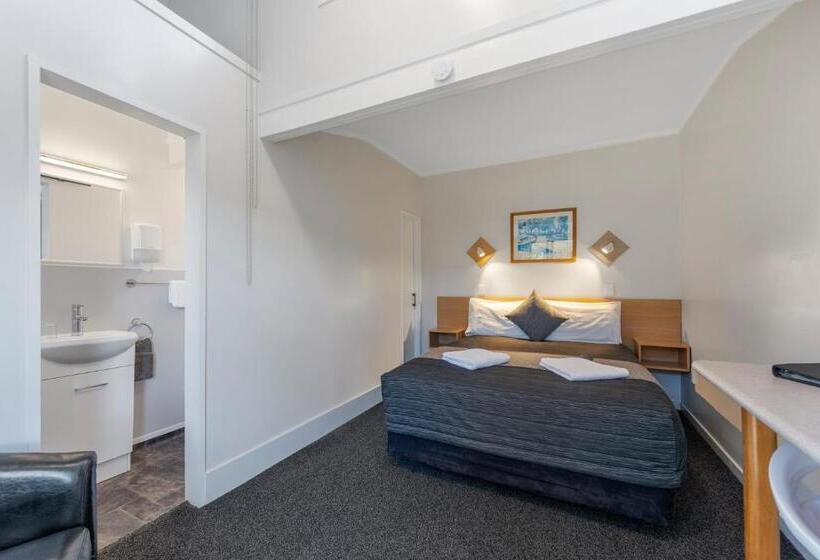 Студия Стандарт, Central Inn Taupo