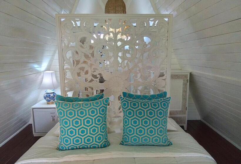חדר סטנדרט נוף לגינה, Piramida S White Villa S Bali