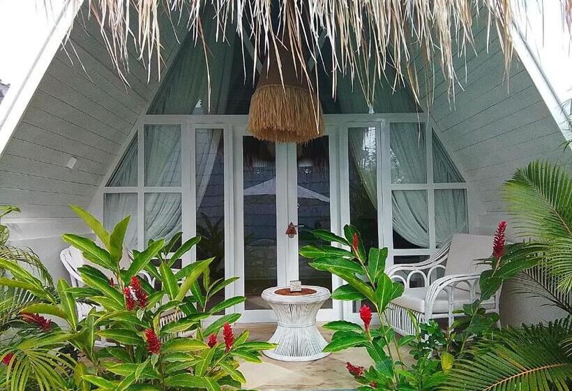 חדר סטנדרט נוף לבריכה, Piramida S White Villa S Bali