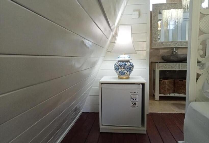 חדר סטנדרט נוף לגינה, Piramida S White Villa S Bali