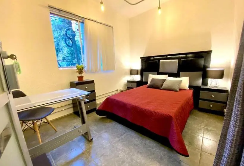 バス共有のスタンダードルーム, Rms Hostal   Reforma