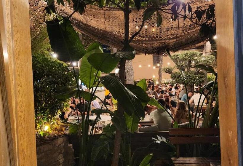 غرفة قياسية سرير كينج, Otel Barry