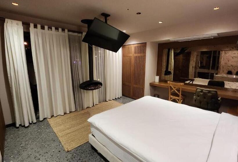 غرفة قياسية سرير كينج, Otel Barry