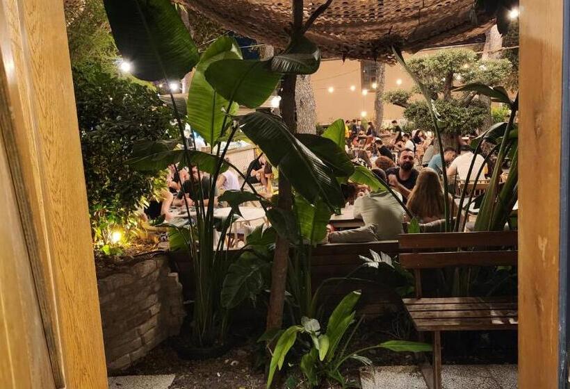 غرفة قياسية سرير كينج, Otel Barry