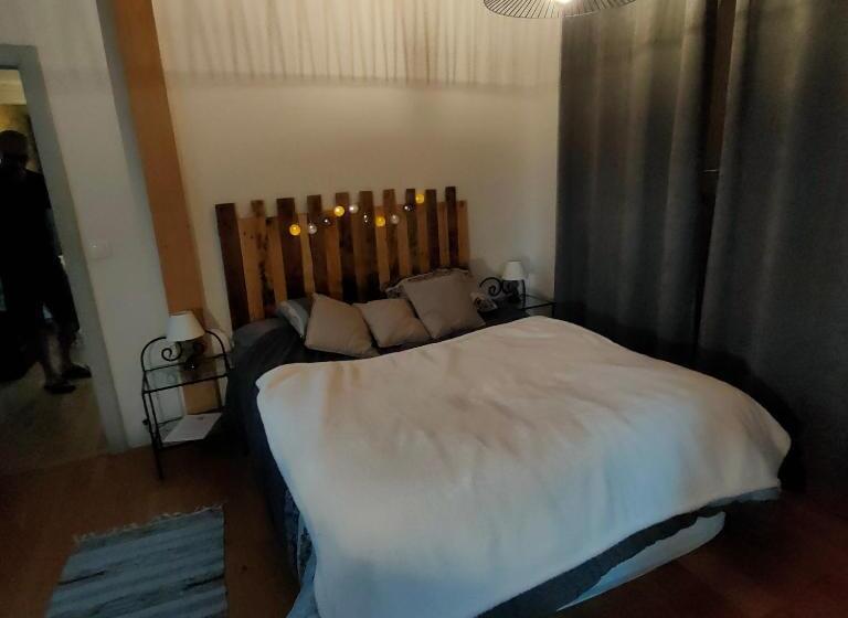 园景标准四人间, Le Mas Du Coquelicot