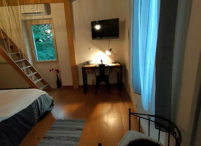 园景标准四人间, Le Mas Du Coquelicot