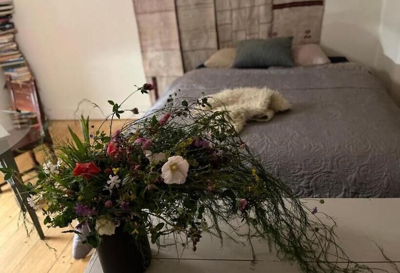 Номер Стандарт Совместная Ванная, Boutique Hotel Caramel