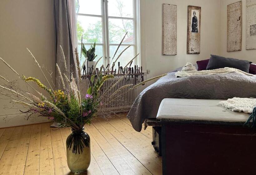 Номер Стандарт Совместная Ванная, Boutique Hotel Caramel