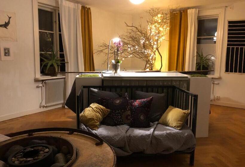 Семейный Номер Совместный Санузел, Boutique Hotel Caramel