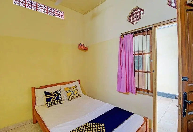 Standard-huone, Oyo Life 92954 Shanti Kost