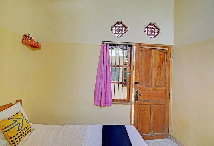 Standard-huone, Oyo Life 92954 Shanti Kost