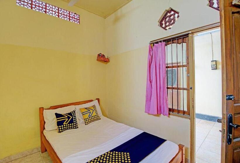 Номер Стандарт, Oyo Life 92954 Shanti Kost