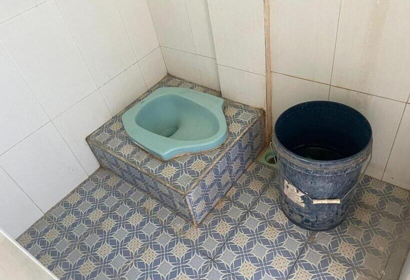 חדר אקונומי, Spot On 93075 Nova Jaya 2 Homestay Syariah