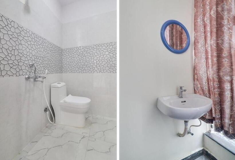 트리플 클래식 룸, Oyo Flagship Hotel Vj Residency