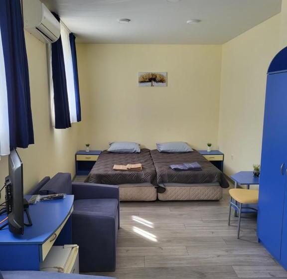 １ベッドルームハウス, къща за гости бовъ