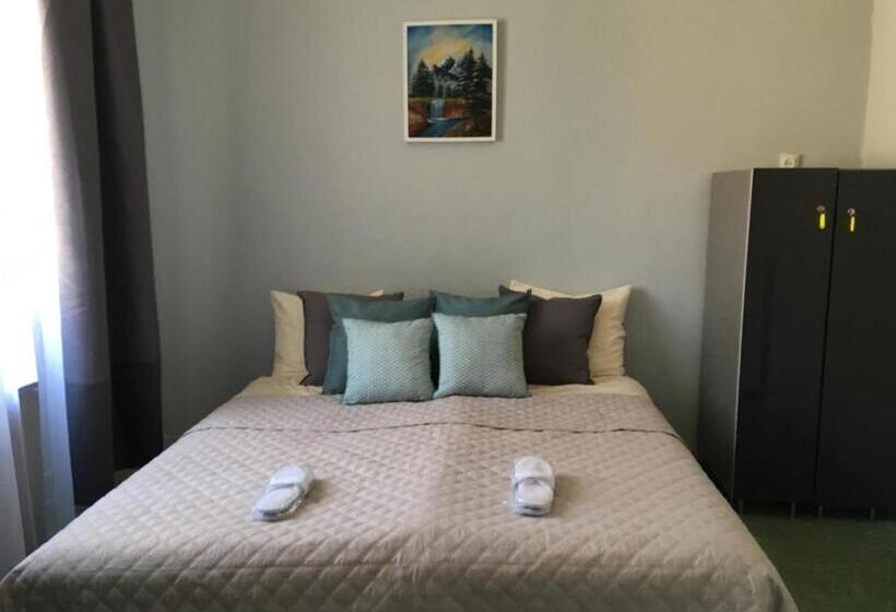 Апартаменты 1 Спальня Вид на Бассейн, Bársony Vendégház