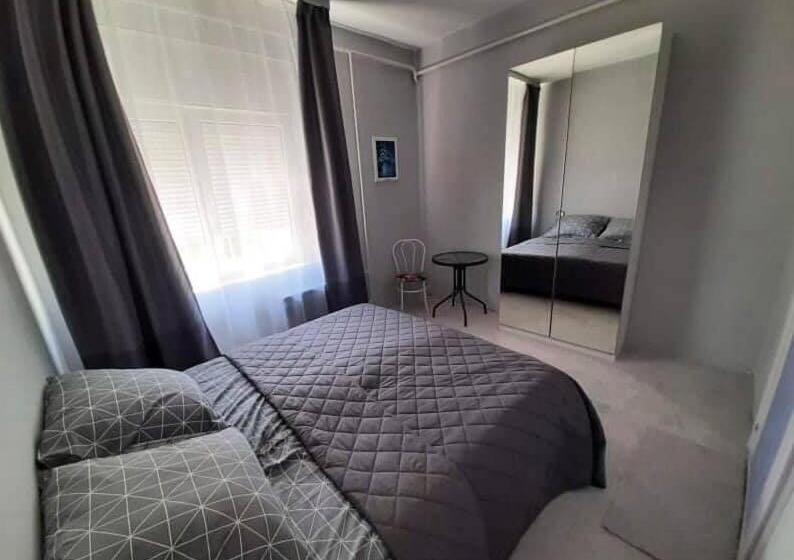 Апартаменты 1 Спальня Вид на Бассейн, Bársony Vendégház