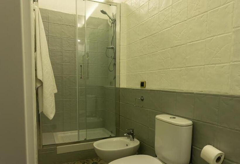 غرفة قياسية فردية, Mi Tú Apartments