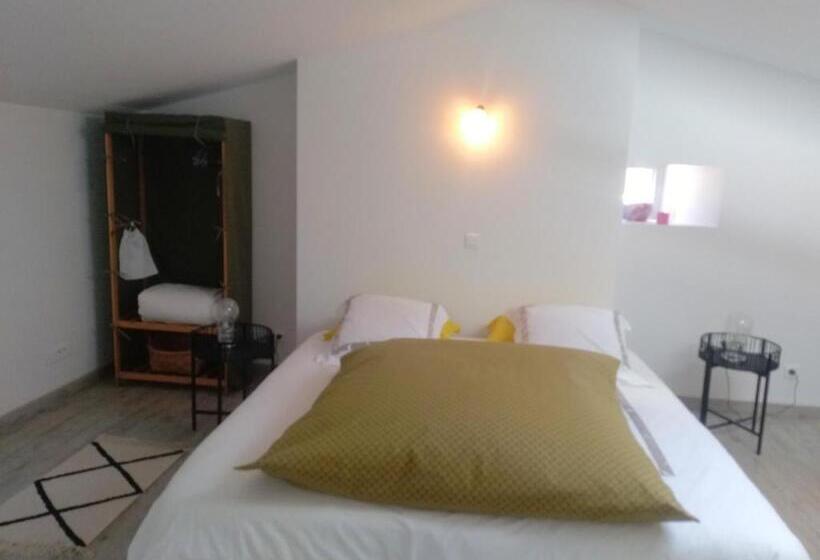 标准房带园景, La Petite Maison Dans La Prairie