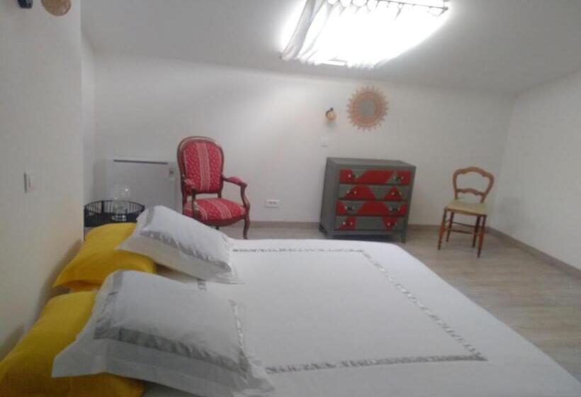 标准房带园景, La Petite Maison Dans La Prairie