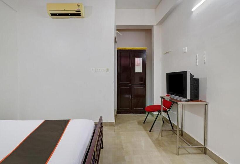 Трехместный Номер Классика, Collection O Hotel Muscat