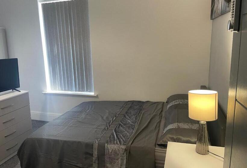 Номер Стандарт, Transformative Housing 6 Bedford