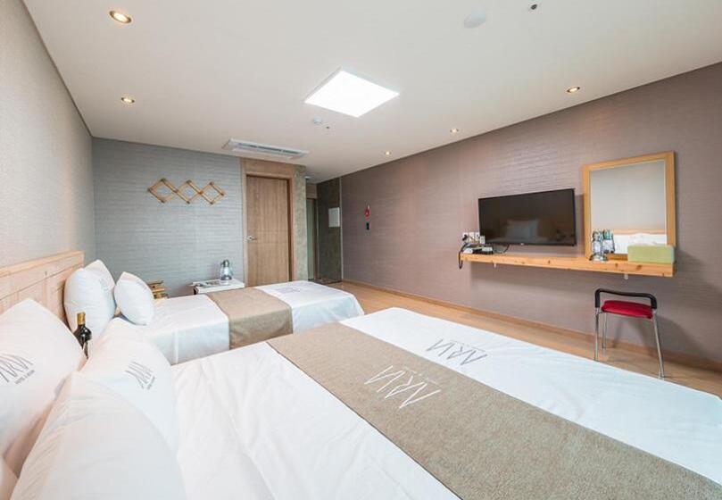 スタンダードルーム, Aria Pension & Resort