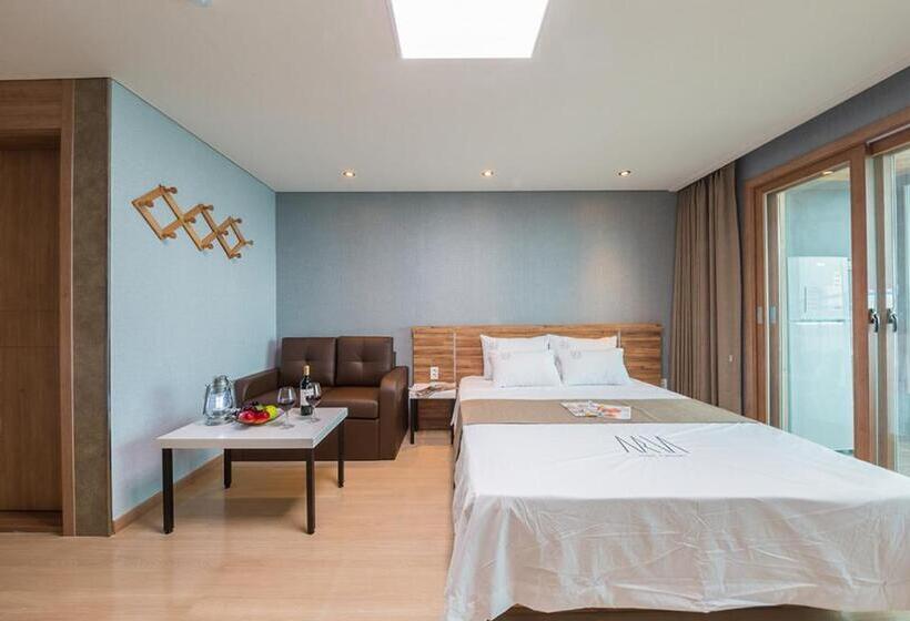 バスタブ付きスタンダードルーム, Aria Pension & Resort