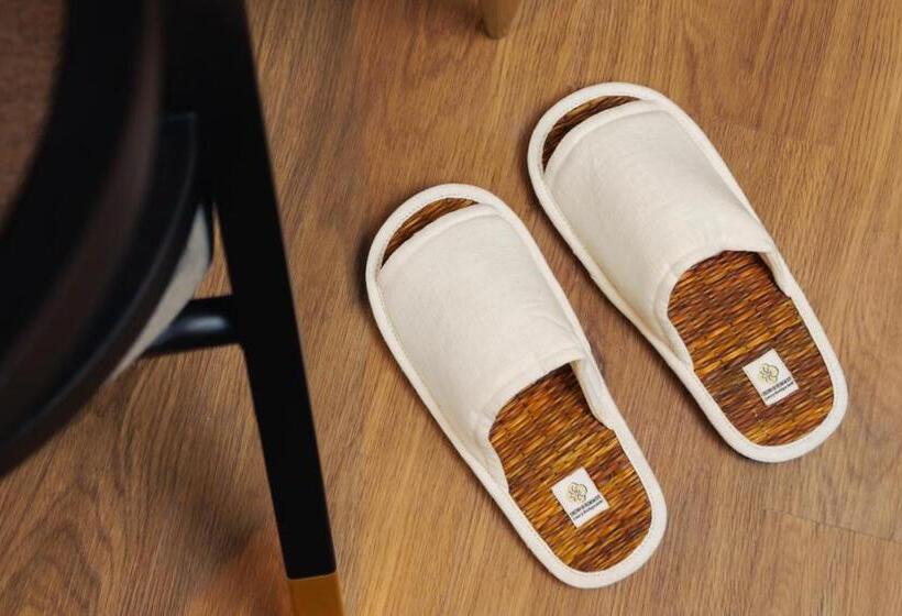 اتاق استاندارد با بالکن, Chino@nimman Luxury Boutique