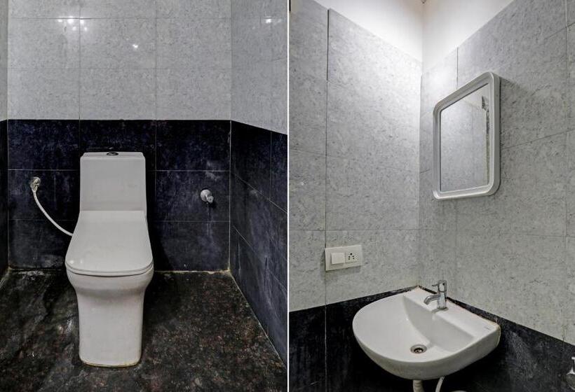 トリプルクラシックルーム, Collection O Living Tree Suites