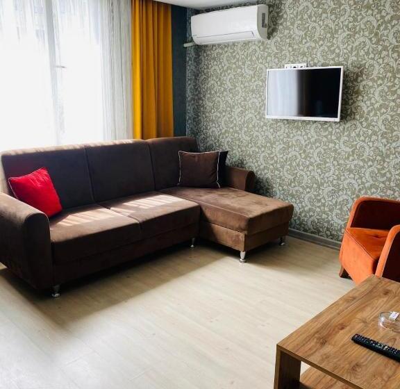 اتاق خانوادگی, Deperlas