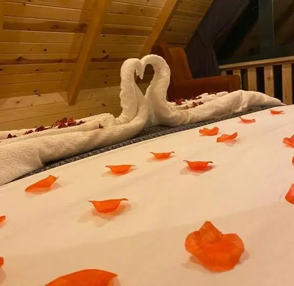 Perhebungalow, Fırtına Suit Bungalov