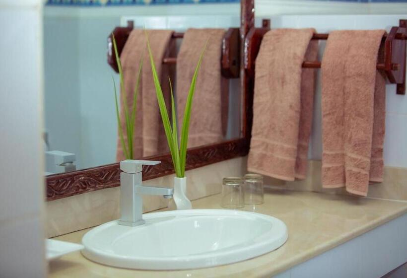 Номер Стандарт, Mandarin Resort Zanzibar