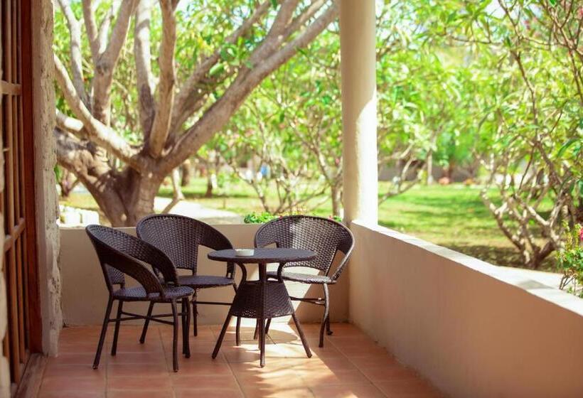 Люкс с Бассейном, Mandarin Resort Zanzibar