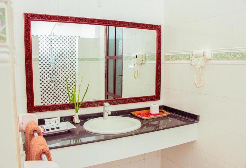 Номер Deluxe, Mandarin Resort Zanzibar