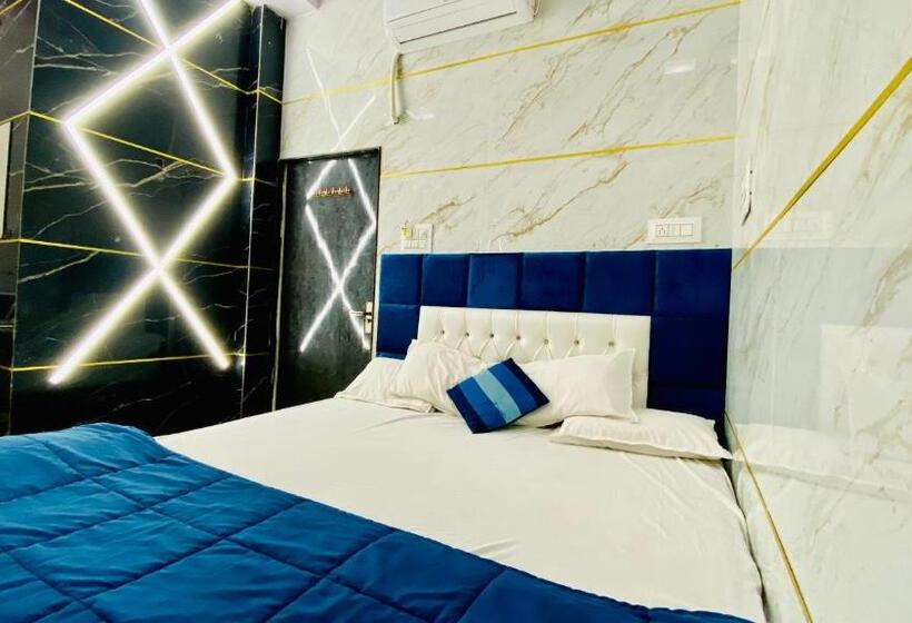 豪华房间, Fabexpress Mark