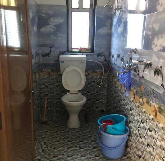 デラックストリプルルーム, Oyo The Mountain Soul