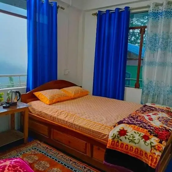 Deluxe Kolmen Hengen Huone, Oyo The Mountain Soul