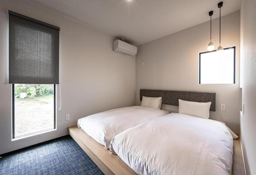 Quarto Economy, Plainn By Negura