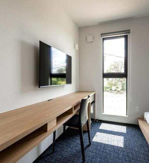 Quarto superior, Plainn By Negura