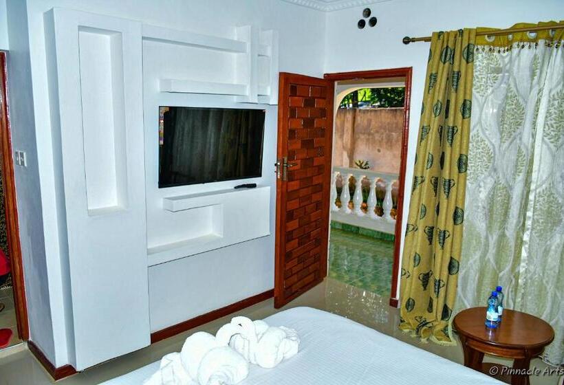 اتاق استاندارد با بالکن, The Mevrose Resort