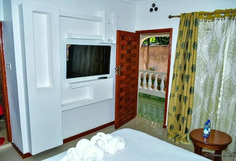 اتاق استاندارد با بالکن, The Mevrose Resort