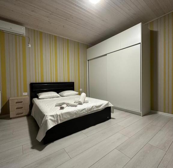 اتاق اکونومی, Guesthouse Chrdili