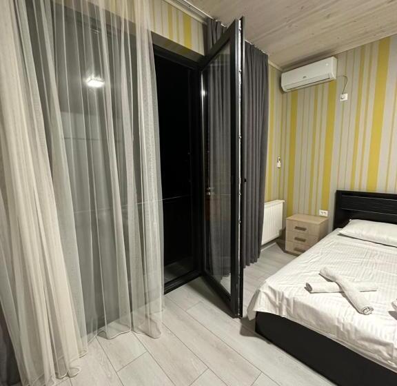 اتاق اکونومی, Guesthouse Chrdili